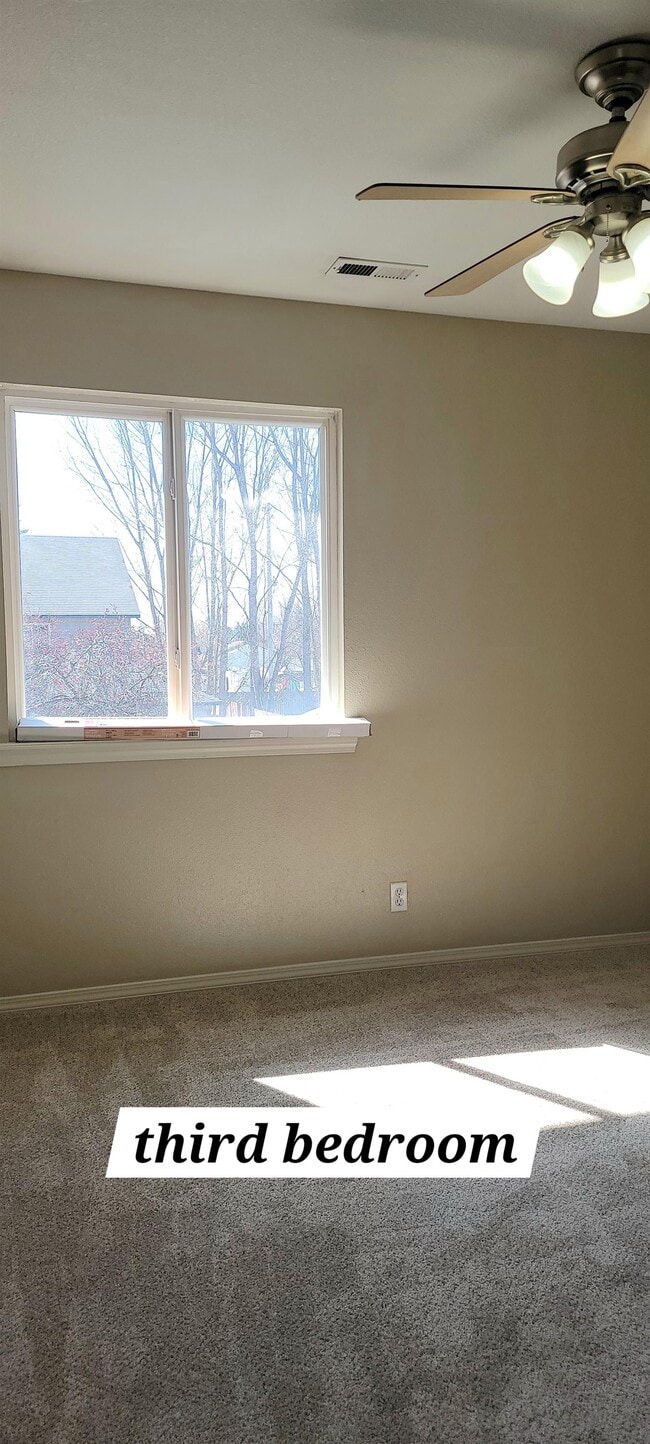 Building Photo - 11298 W Stallion Ln