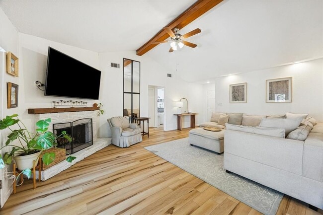 Building Photo - 1712 Hamilton St