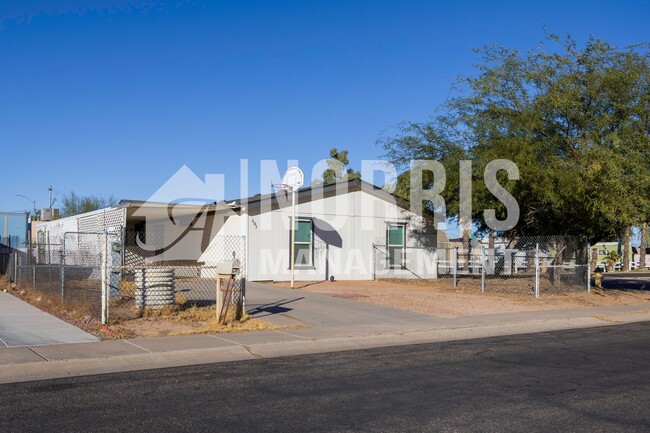 Building Photo - Great Location, Great Home, Ready to Move-in!