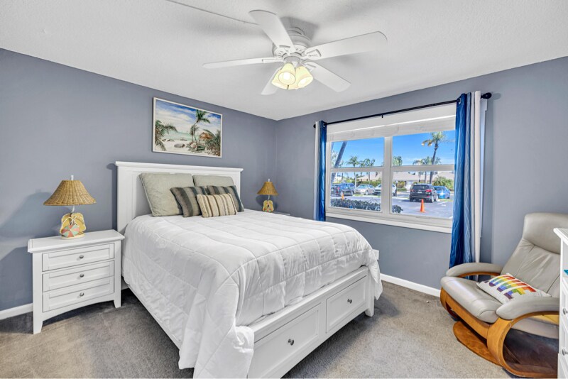 Building Photo - 311 SE 3rd St