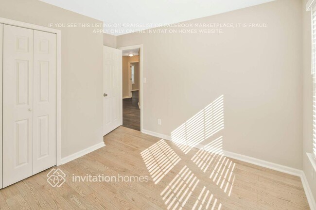 Building Photo - 8807 Glenover Cir