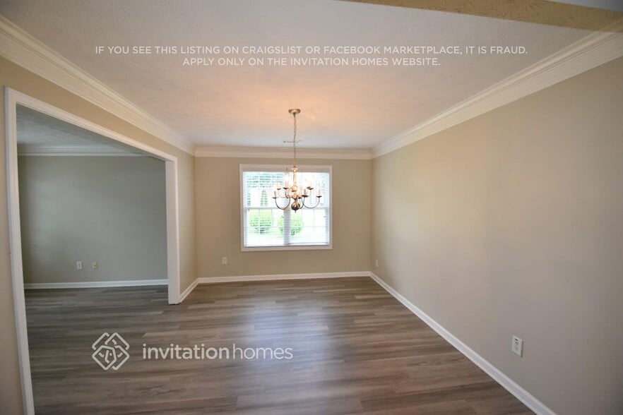 Building Photo - 3019 Rusticwood Dr SW