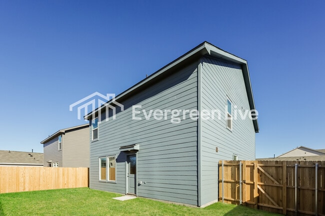 Building Photo - 10532 Desert Hawk Cir