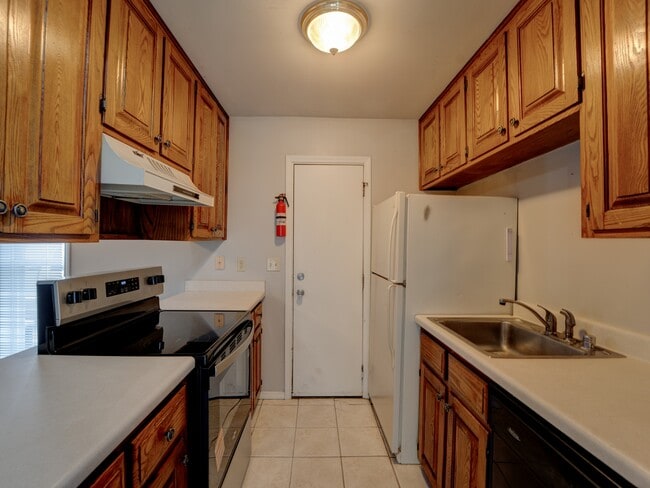Building Photo - 13843 Turnberry Ln