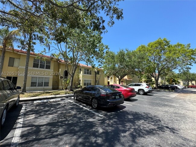 Building Photo - 417 Vista Isles Dr