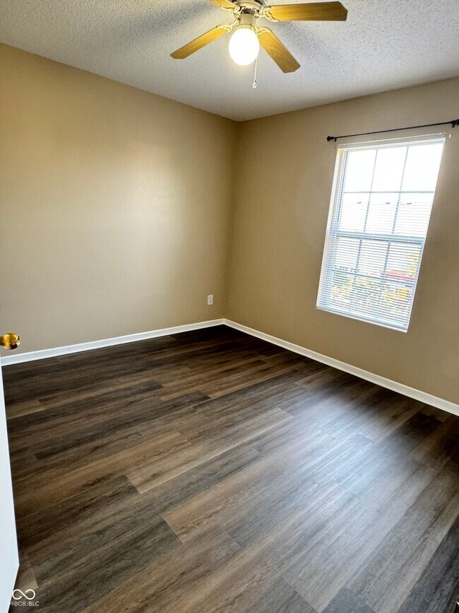 Building Photo - 10797 Miller Dr