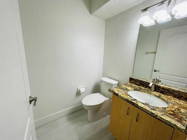 Building Photo - 4854 NW 58th Manor