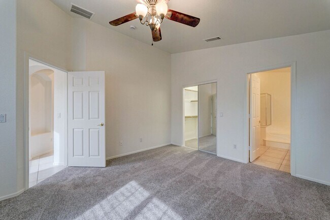 Building Photo - AVAILABLE NOW IN ESTRELLA MOUNTAIN RANCH!!!