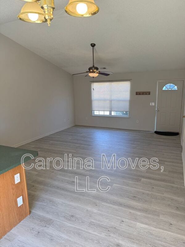 Building Photo - 325 Honor Rd