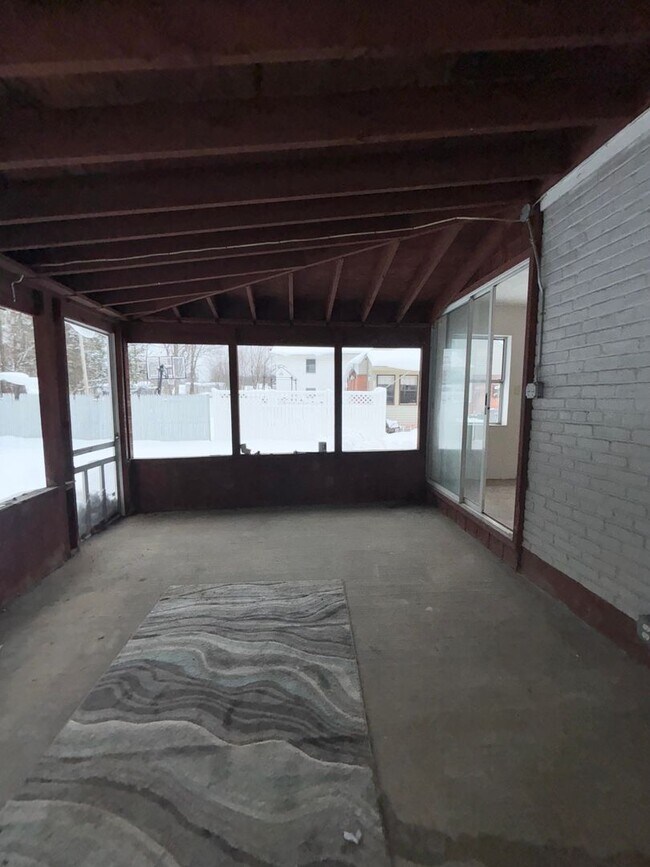 Building Photo - 110 Victory Dr