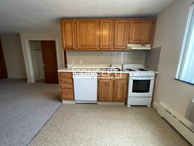 Building Photo - 9 Chester St