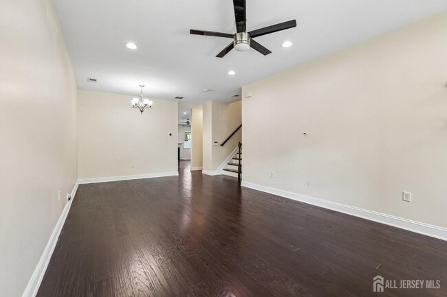 Building Photo - 166 Savoth Ln