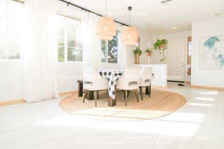 Building Photo - FULLY FURNISHED 3BED 2 BA HOUSE ON SCGA GO...