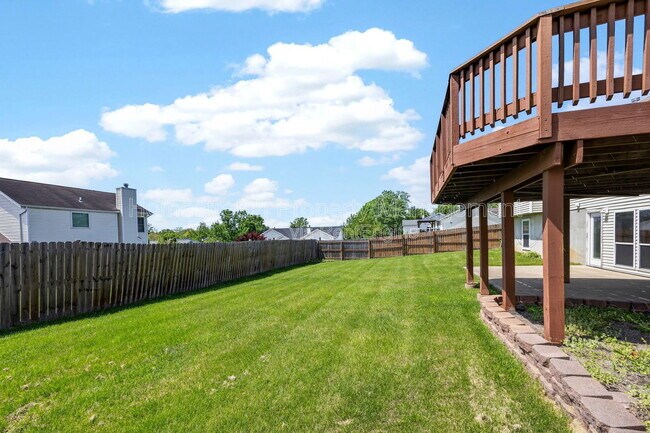 Building Photo - 166 Royallprairie Ln