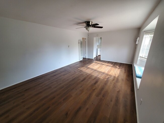 Building Photo - CHARMING 2 BEDROOM HOUSE IN GLENDORA