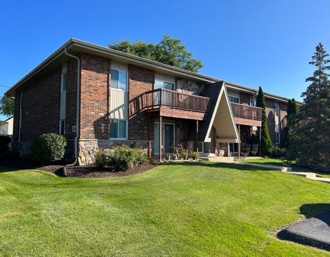 Building Photo - Alpine Meadows