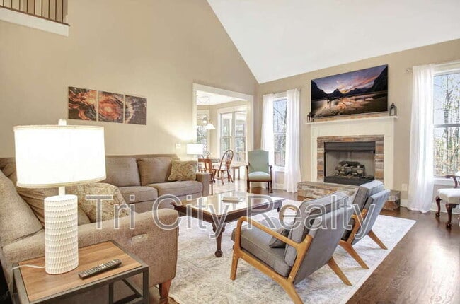 Building Photo - 175 Ridgeway Ct