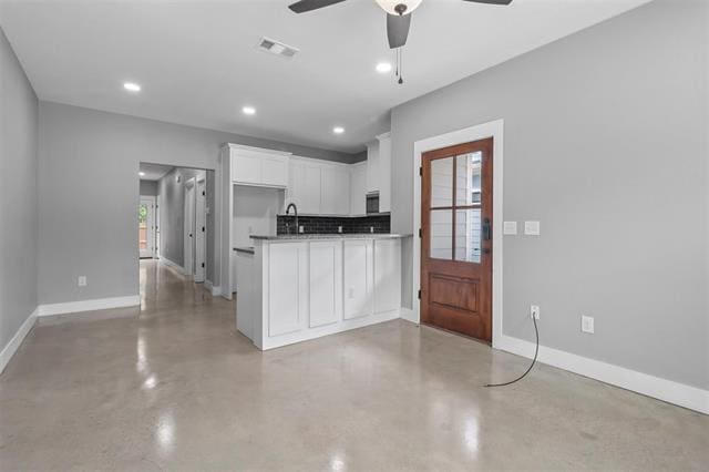 Building Photo - 1401 S 5th Ave