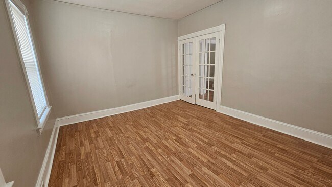 Building Photo - 41 Hevey St