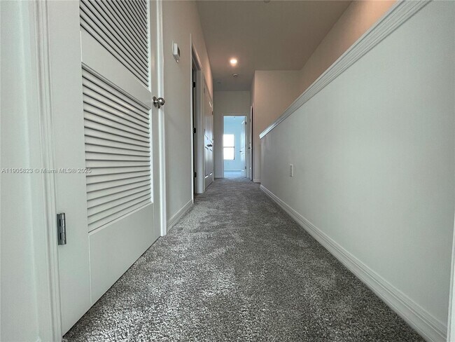 Building Photo - 8366 NW 7th Ct