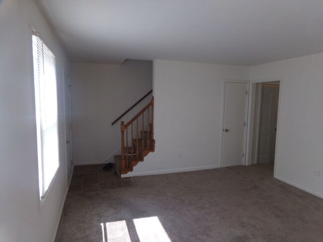Building Photo - 2 BR TOWNHOUSE IN PRINCE GEORGE COMMONS - ...