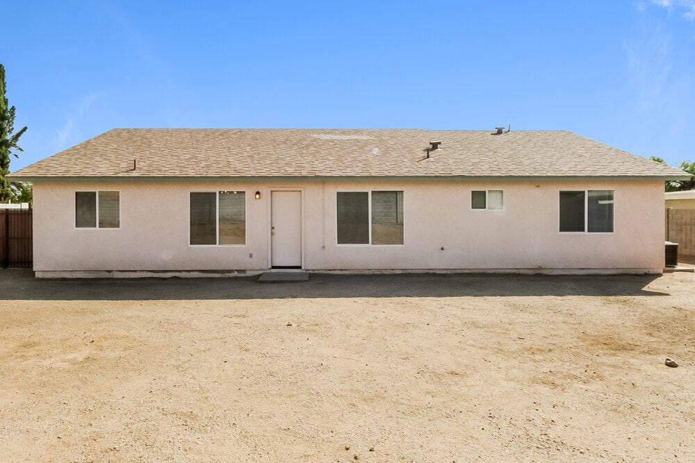 Building Photo - 8046 E Fairfield St