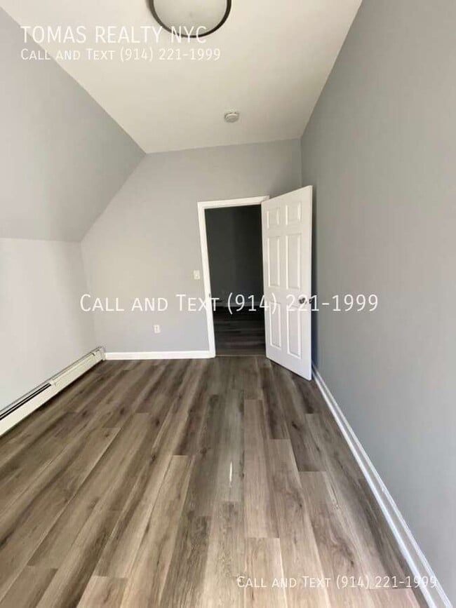 Building Photo - 104 Buena Vista Ave