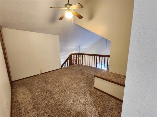 Building Photo - 4910 SE Mills Ave