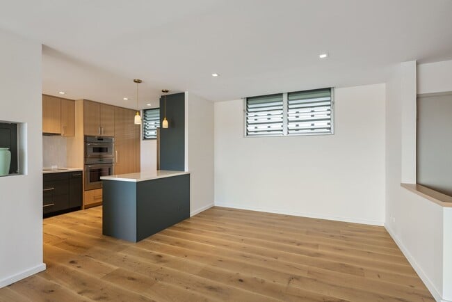 Building Photo - 999 Wilder Ave