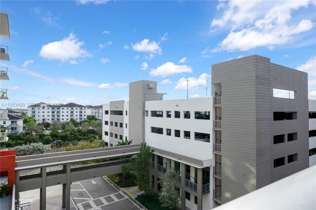 Building Photo - 7751 NW 107th Ave