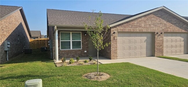 Building Photo - 602 NW 68th Ave