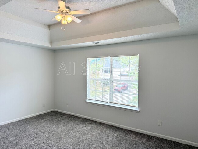 Building Photo - 231 Baywood Crossing