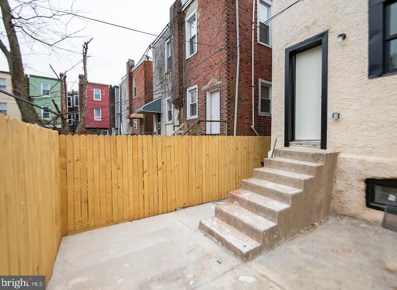 Building Photo - 1041 S Paxon St