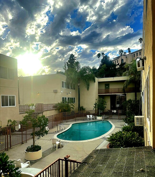 Building Photo - Woodside Apartments