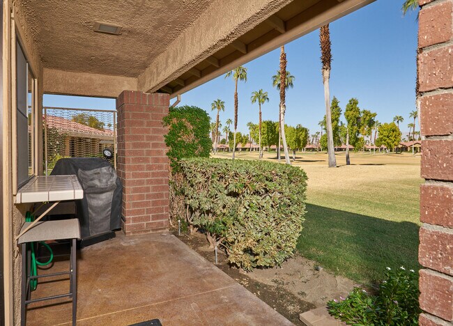 Building Photo - 25 Joya Dr