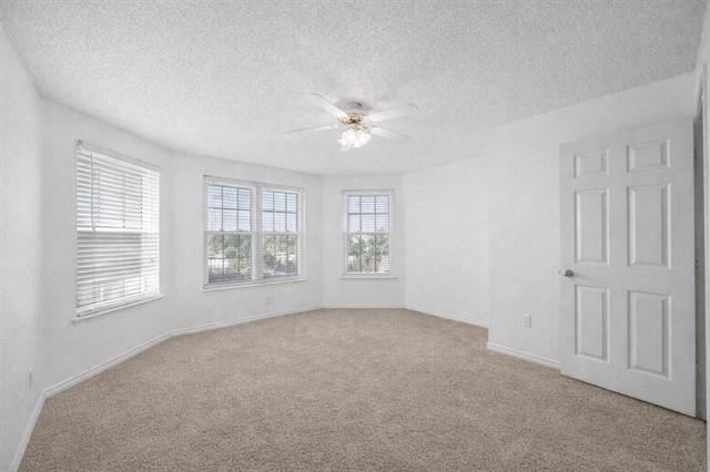 Building Photo - 5110 Heatherdale Dr