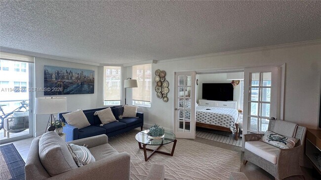 Building Photo - 5900 Collins Ave