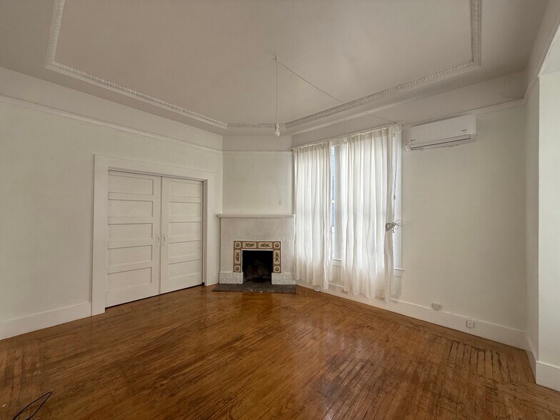 Building Photo - 434 Taylor Ave