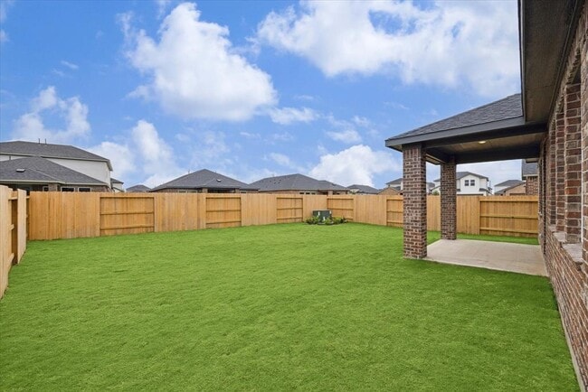 Building Photo - 9614 Angelina Water Dr
