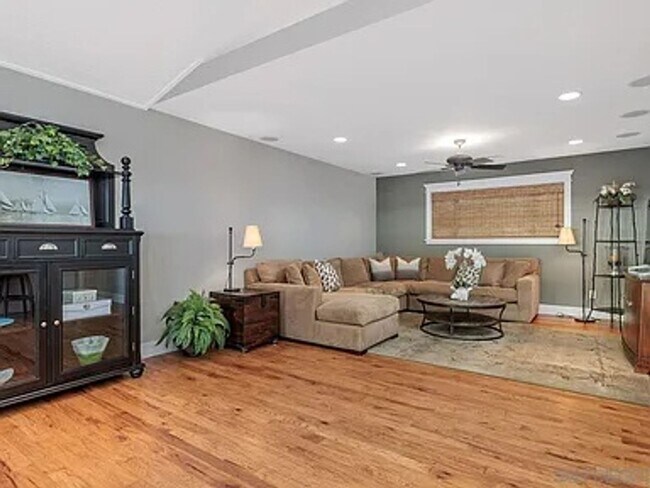 Building Photo - Ideal Location w/ Ocean Views - Perfect Spot for Del Mar Racing Season