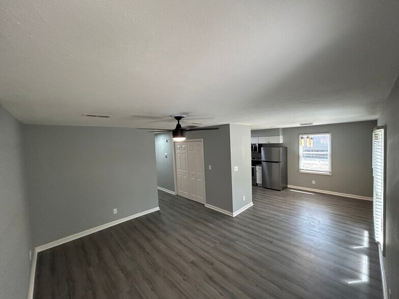 Building Photo - 4205 Mica Ave