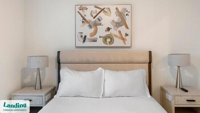 Building Photo - 650 E Sycamore St