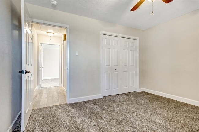 Building Photo - 505 Foxmeadow Ln