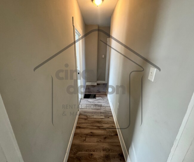 Building Photo - 314 Charles St