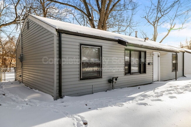 Building Photo - 1644 Nemnich Rd