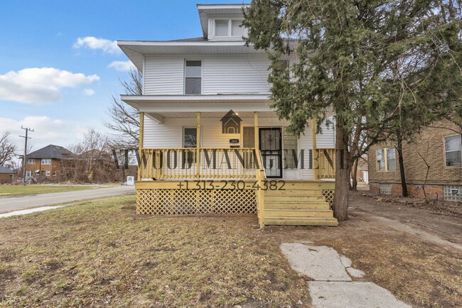 Building Photo - This beautifully updated 3-bedroom, 1-bath single-family home is ready for move-in!