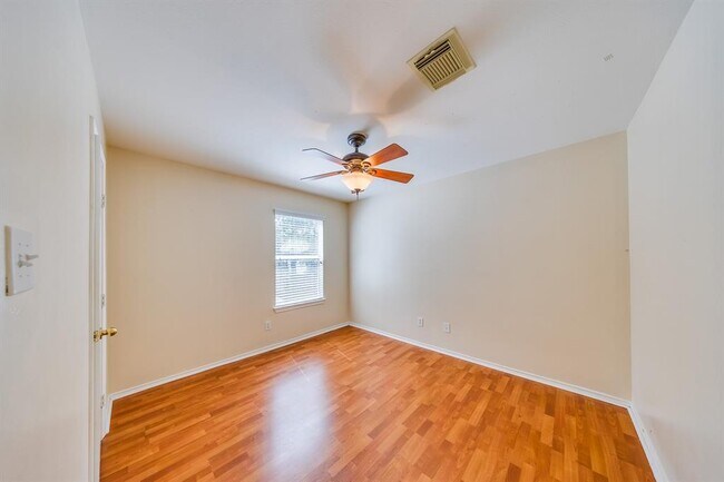 Building Photo - 18426 Stark Point Ct