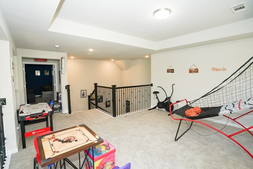 Building Photo - 12559 Ravine Creek Rd