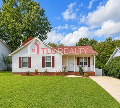 Building Photo - 3821 Rosedown Dr