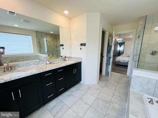 Building Photo - 307 Appleford Cir